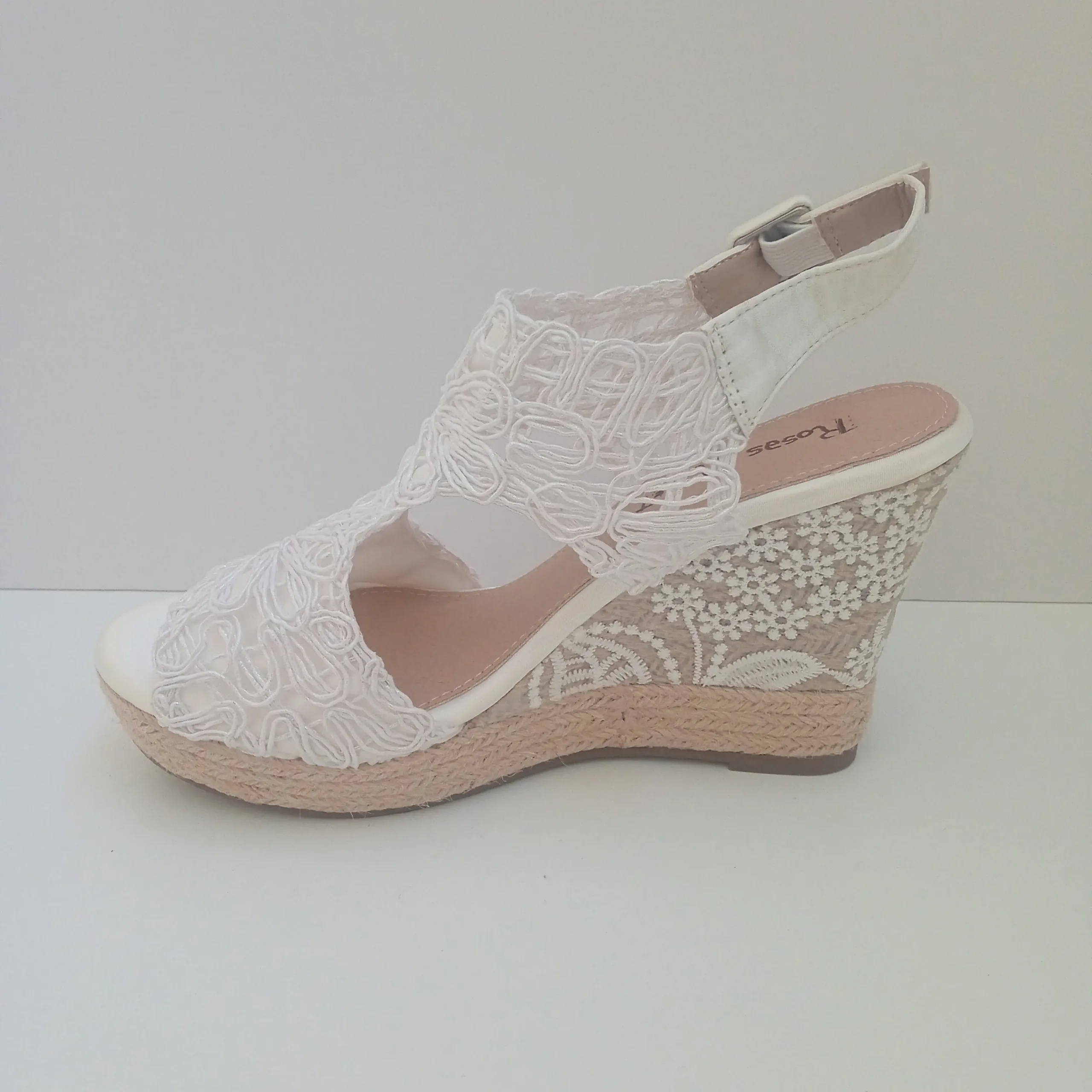 cuÑa novia modelo sara